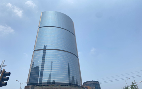 京广中心商务楼实拍图3